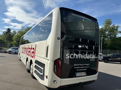 Hinten_MAN Top Coach 59+1.jpg